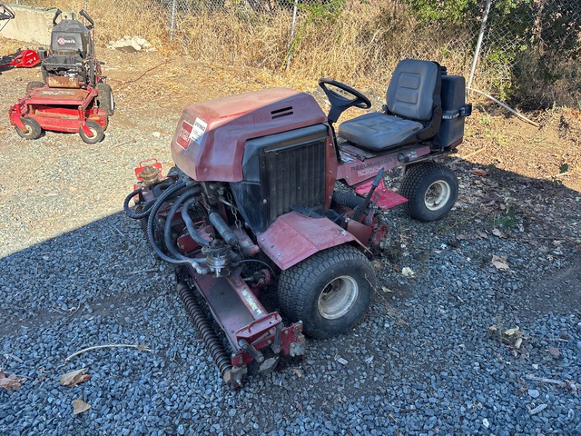 1998 Reelmaster 2300-D Ride-On Fairway Lawn Mower