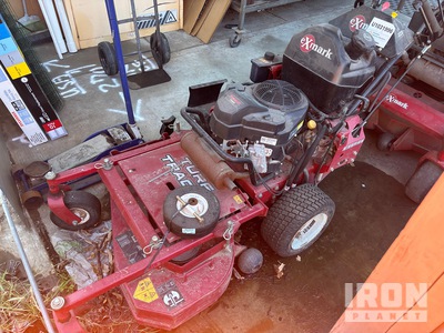 Exmark Turf Tracer S-Series Stand-On Rasenmäher