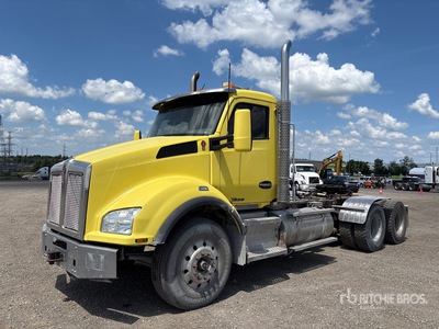 2016 Kenworth T880 6x4 T/A Day Cab Truck Tractor