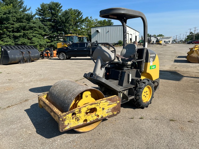 2012 Volvo SD25D Smooth Drum Compactor 2012 Volvo SD25D Smooth Drum Compactor