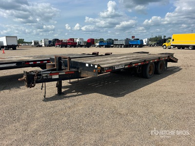 2010 Felling 24 ft T/A Equipment Trailer