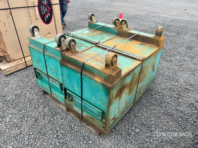 Quantity of (2) 4 ft Boîte de chantier