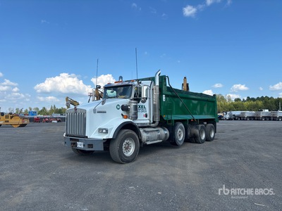 2014 Kenworth T800 8x4 Tri/A-kiepwagen