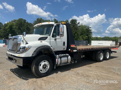 2018 International 7600 6x4 ロールバックトラック
