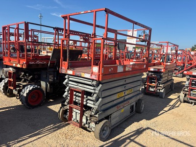 1999 Skyjack SJIII4830 Electric Scissor Lift