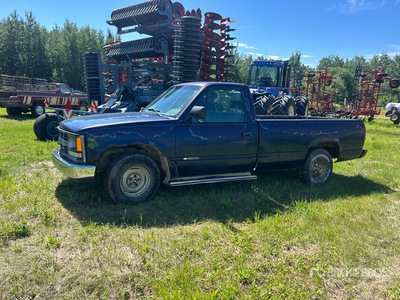 1994 Chevrolet 1500 4x2 Crew Cab Pickup (Inoperable)