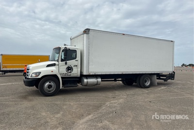 2013 Hino 268 4x2 Van Truck