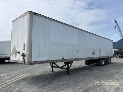 2007 Vanguard 53 ft x 102 in Tri/A Van Trailer