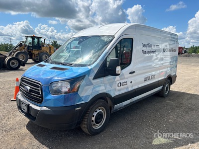 Ford Transit 4x2 Lube Truck