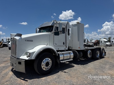 2020 Kenworth T800 8x4 Tri/A Day Cab Truck Tractor