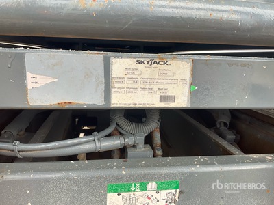2006 Skyjack SJ7135RT Scissor Lift