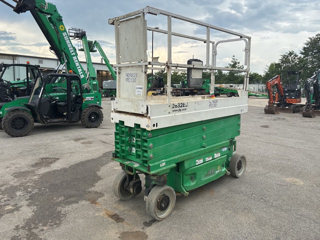 2016 JLG 2632ES Electric Scissor Lift