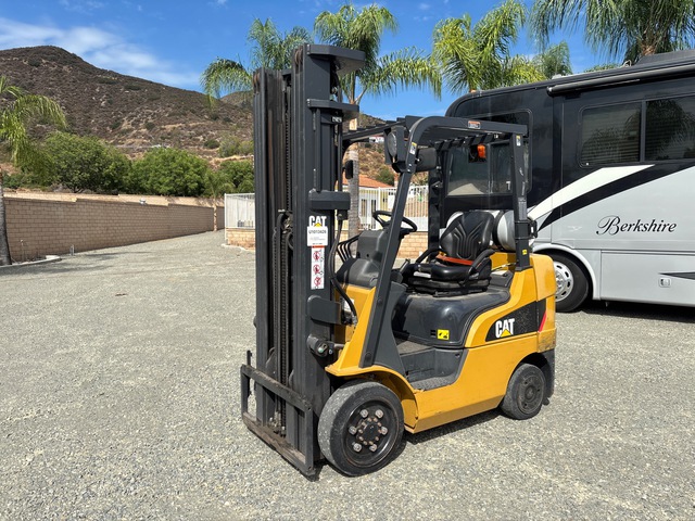 2020 Cat 2C5000 2350 lb Cushion Tire Forklift