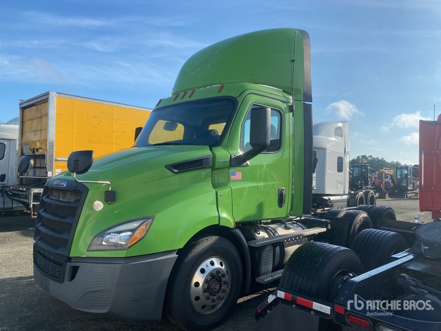 1FUJHTDVXKLKG8824 2019 photo no. 1