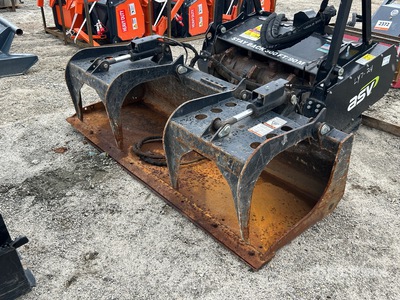 86 in Skid Steer Grapple Bucket