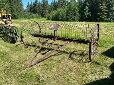 9 ft Antique Hay Rake