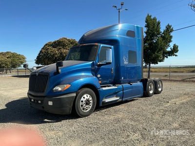 2020 International LT625 6x4 T/A Sleeper Truck Tractor