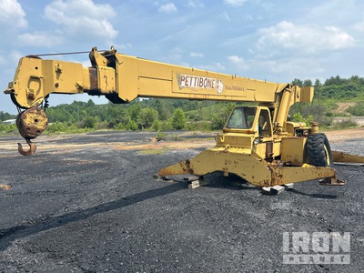 1975 Pettibone Multek 30 Crane 4X4 Carry Deck Crane (Inoperable)