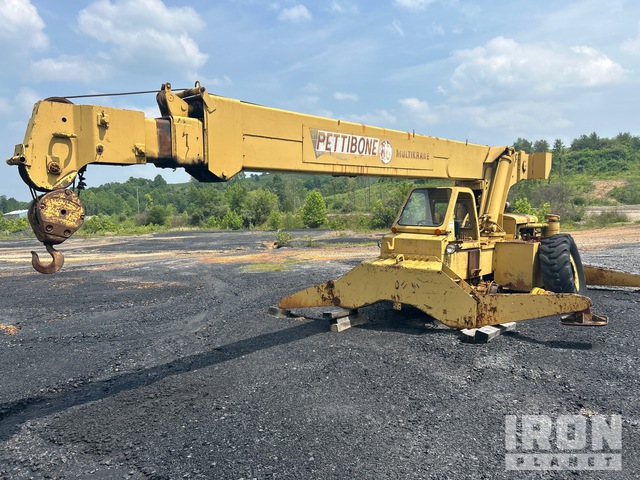1975 Pettibone Multikrane 30 4x4 Carry Deck Crane