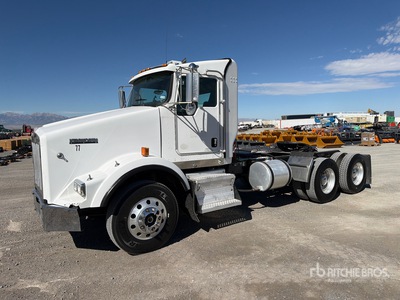 2012 Kenworth T800 6x4 تراكتور شاحنة نهارية (ثنائية المحور)