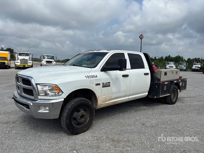 2018 Ram 3500 4x4 Crew Cab Flatbed Truck