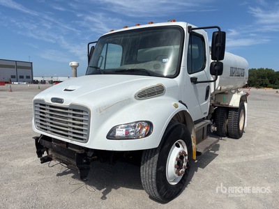 2007 Freightliner M2 106 2000 gal 4x2 Water Truck
