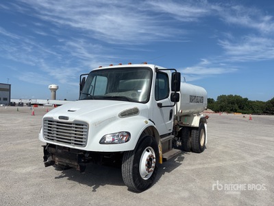 2007 Freightliner M2 106 2000 gal 4x2 Water Truck