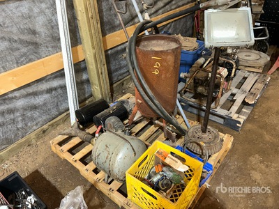 Sand Blaster Tank, Work Lights & Air Tank
