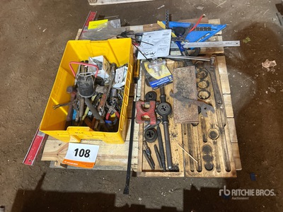 Quantity of Hand Tools, Level, & Triangle Square