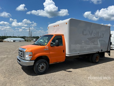 2009 Ford E-350 4x2 Van Truck