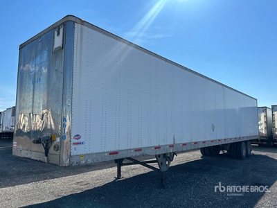 2009 Utility VS2DX 53 ft T/A Van Trailer