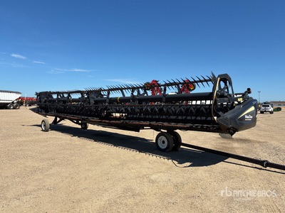 2014 MacDon FD75-D 40 ft Flex Draper Combine Header