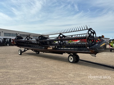 2017 MacDon FD75 35 ft Flex Draper Tête de moissonneuse-batteuse