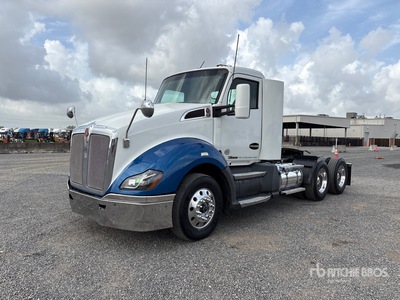 2015 Kenworth T680 6x4 T/A Day Cab Truck Tractor