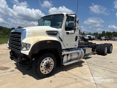 2020 Freightliner 114SD 6x4 Cabina y chasis