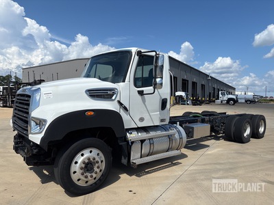 2020 Freightliner 114SD 6x4 Cabina y chasis