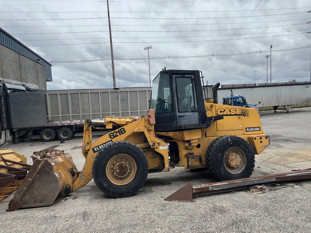 Case 621B Wheel Loader