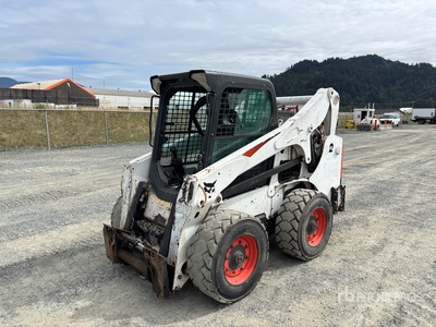 2019 Bobcat S740 Two-Speed Mini pala