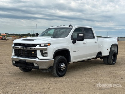 2022 Chevrolet Silverado 3500HD LT 4x4 Crew Cab Pickup