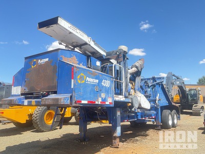 2009 Peterson 4300 T/A Towable Drum Wood Chipper