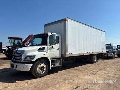 2015 Hino 268 4x2 Van Truck