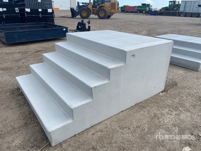 72 in x 39 in Five-Step Landing Concrete Stairs