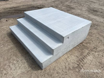 72 in x 24 in Three-Step Landing Concrete Stairs, Side Entry LHS Closed
