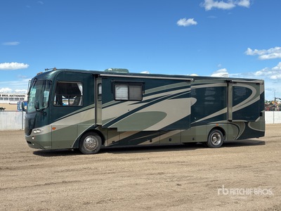 2005 Coachman Cross Motor Home