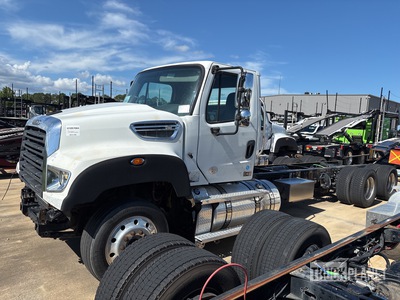 2020 Freightliner 114SD 6x4 Cabina y chasis