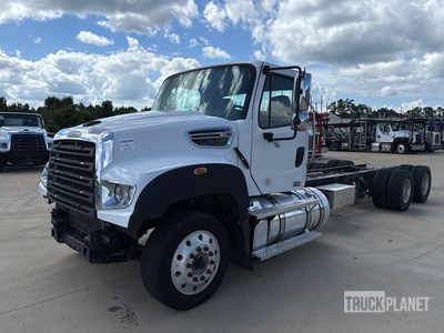 2020 Freightliner 114SD 6x4 Cabina y chasis