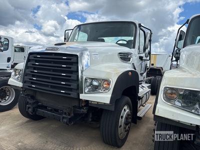2020 Freightliner 114SD 6x4 Cabina y chasis