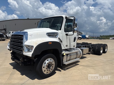 2020 Freightliner 114SD 6x4 Cab and Chassis
