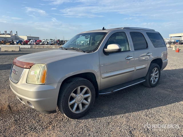 2007 GMC Yukon Denali AWD SUV