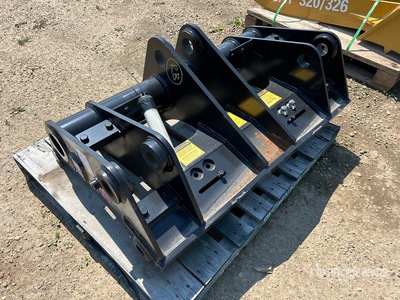 2024 Craig SW305K 45.5 in Wheel Loader Quick Coupler - Fits Sany WL50 (Unused)